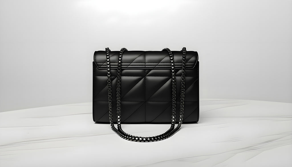 Noir Élegance